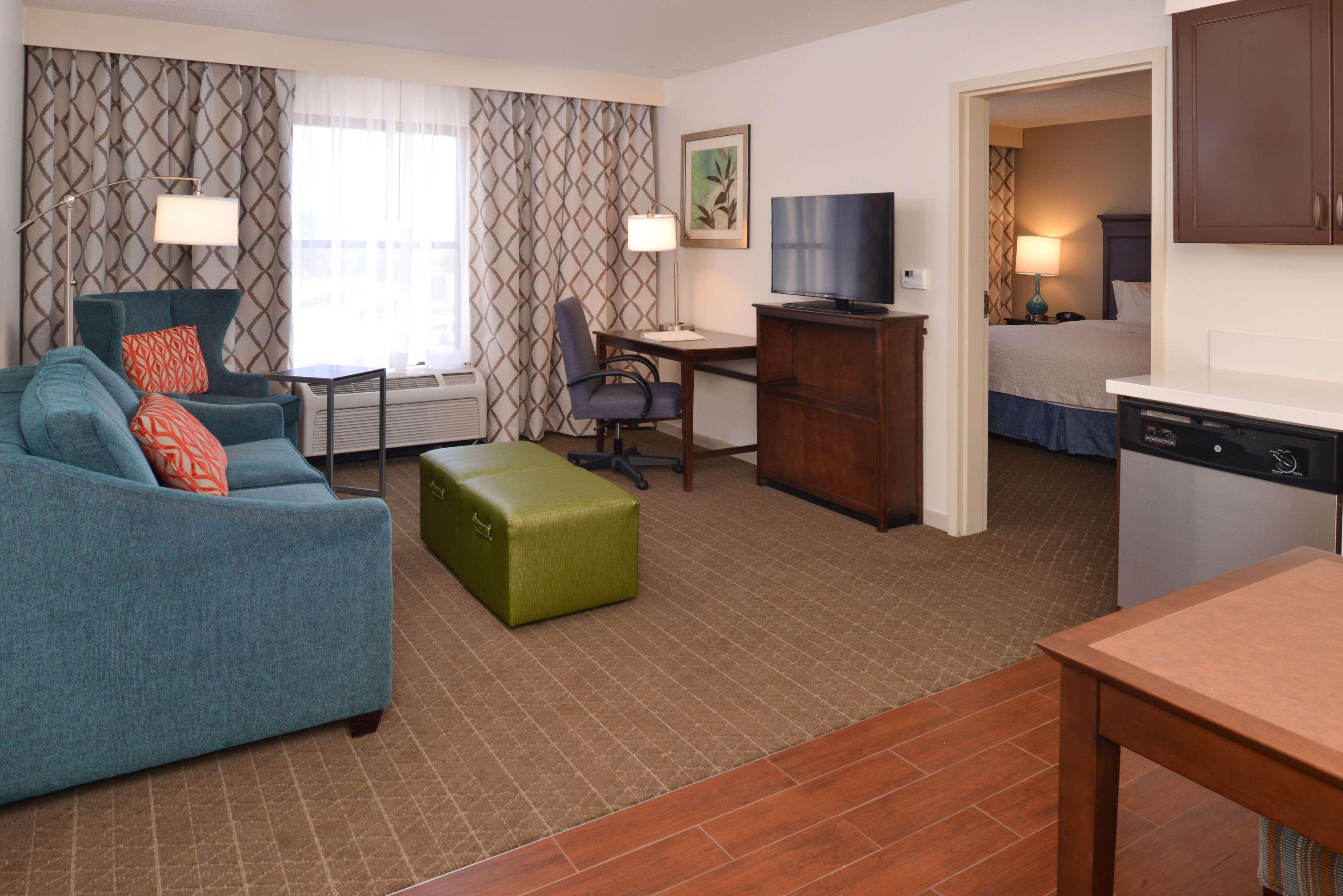 Hampton Inn & Suites Pueblo-Southgate Exterior foto