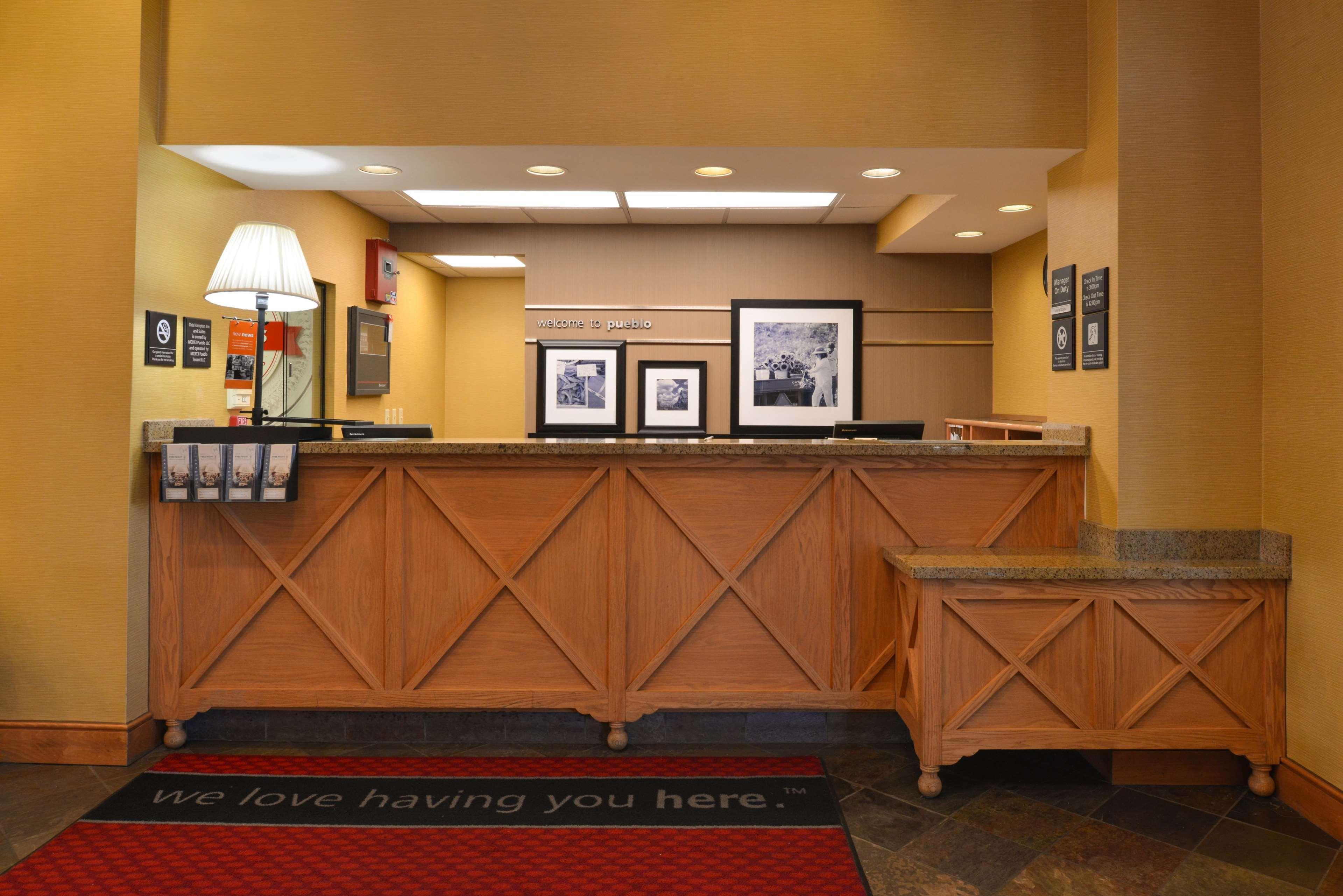 Hampton Inn & Suites Pueblo-Southgate Exterior foto